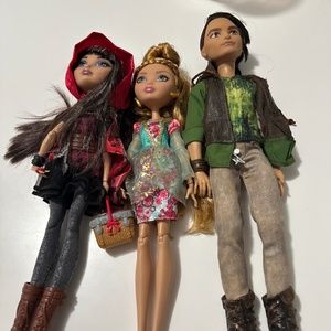 Ever after high dolls set